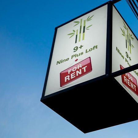 Nine Plus Loft Bangkok Exteriör bild