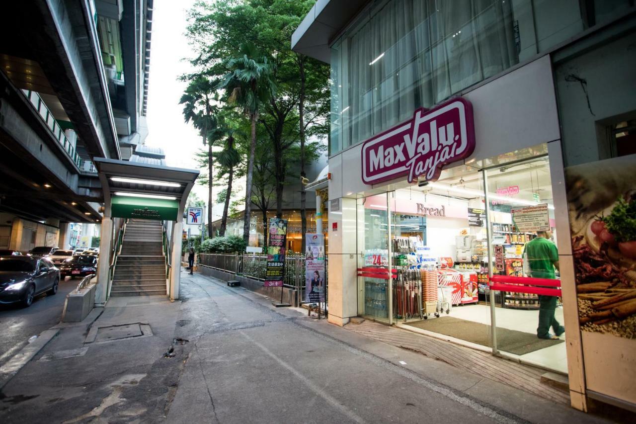 Nine Plus Loft Bangkok Exteriör bild