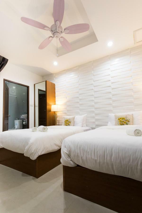 Nine Plus Loft Bangkok Exteriör bild