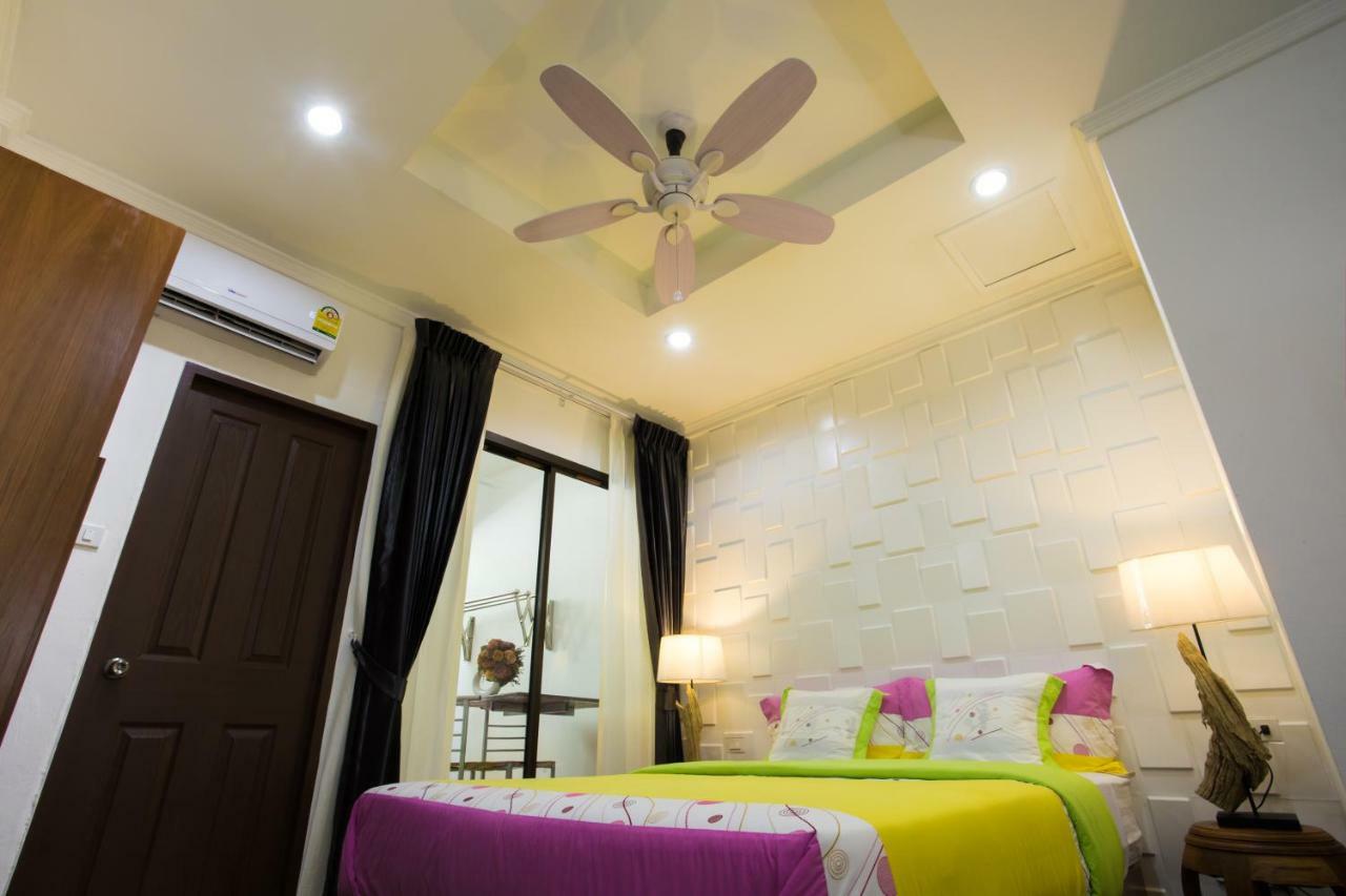 Nine Plus Loft Bangkok Exteriör bild